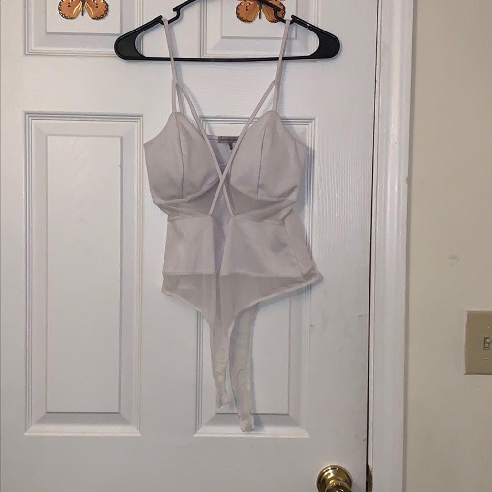 WHITE LACE BODY SUIT